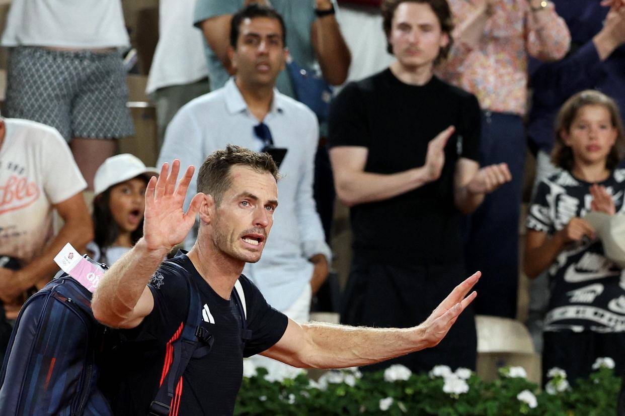 九游体育官网-穆雷回归赛场，大胜首场状态亮眼，公牛观众沸腾！的简单介绍-九游体育官网